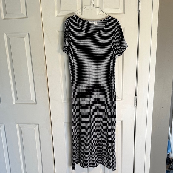 Avee Toi Black striped midi dress size XL - Picture 1 of 4